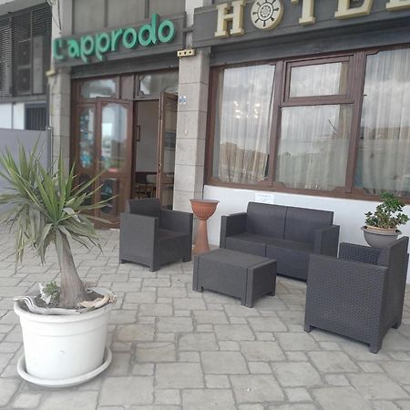 Hotel L'Approdo Bríndisi Exterior foto